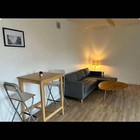 Super Central Lejlighed Plads Til 4 Personer Hirtshals Exterior photo